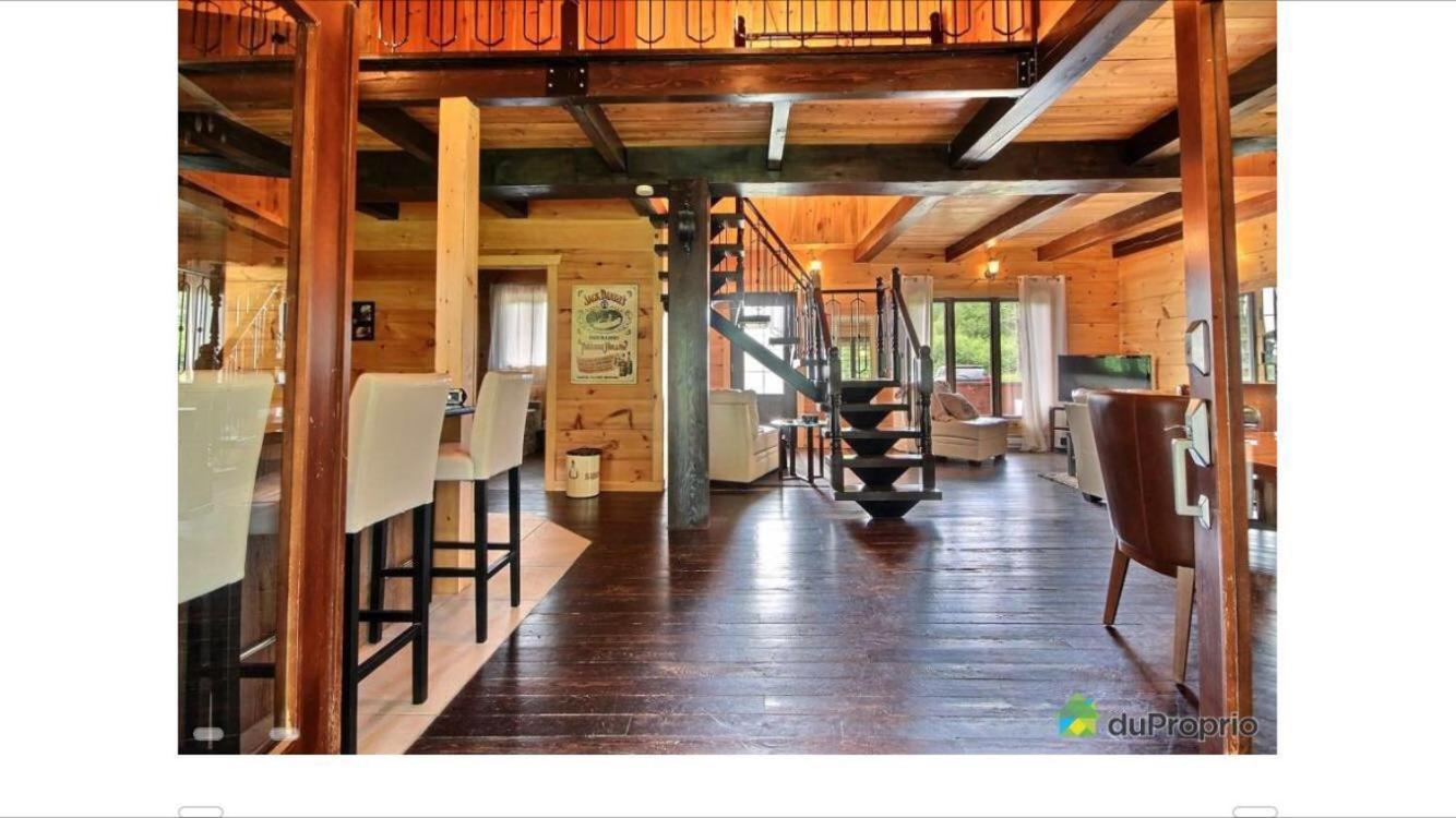 Chalet Diel Herouxville Exterior photo